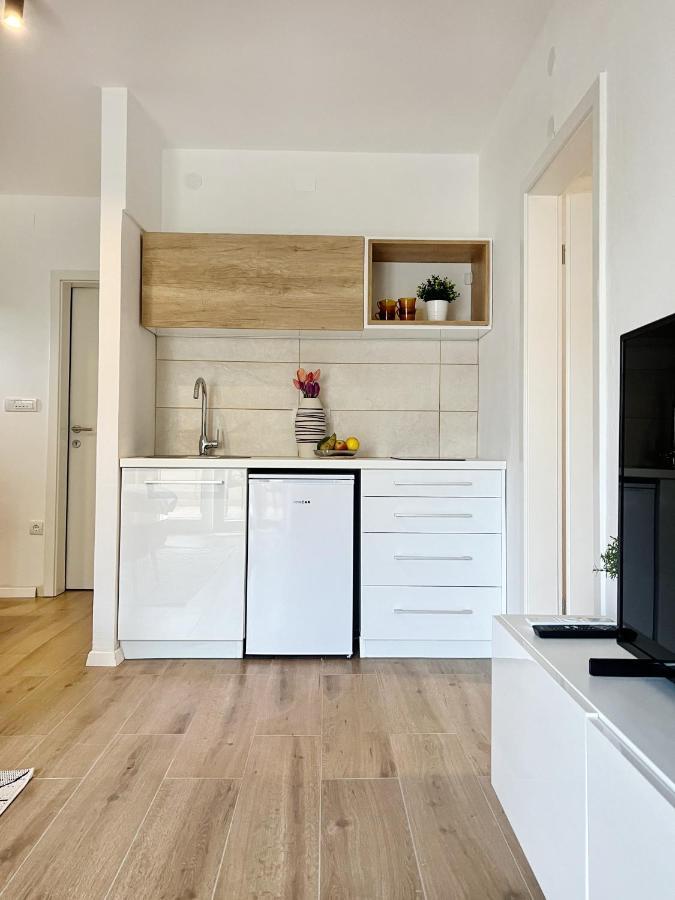 Apartments Valerian Novigrad Istria 外观 照片