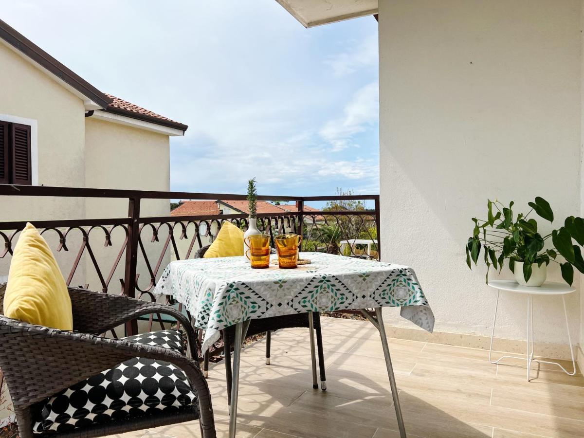 Apartments Valerian Novigrad Istria 外观 照片
